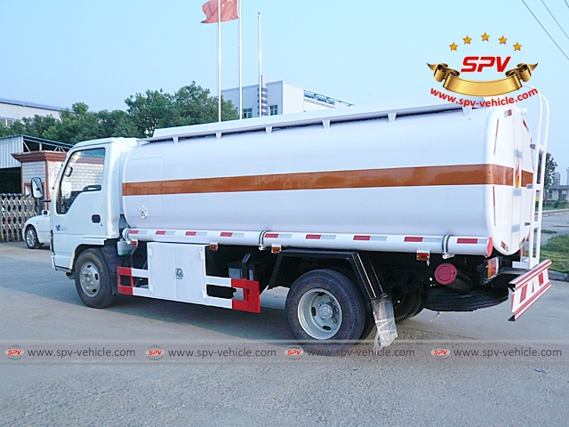 6,000 Litres (1,600 Gallons) Fuel Tanker ISUZU-LBS