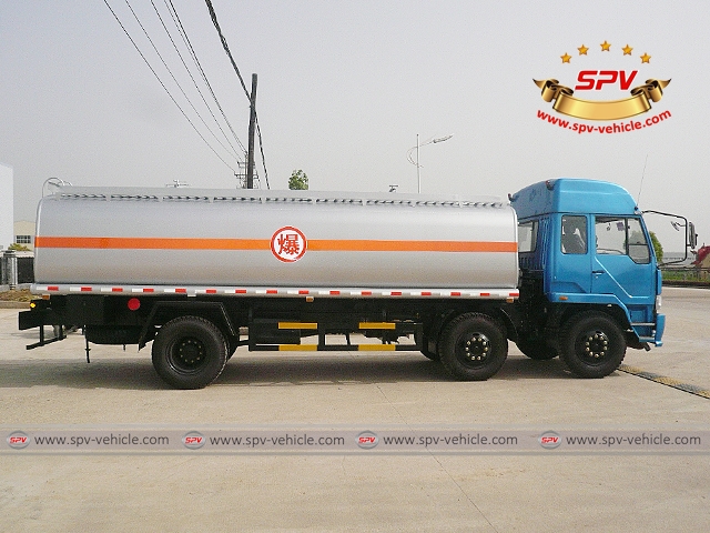 23,000 Litres (6,100 Gallons) Diesel Oil Tank Truck-FAW-S