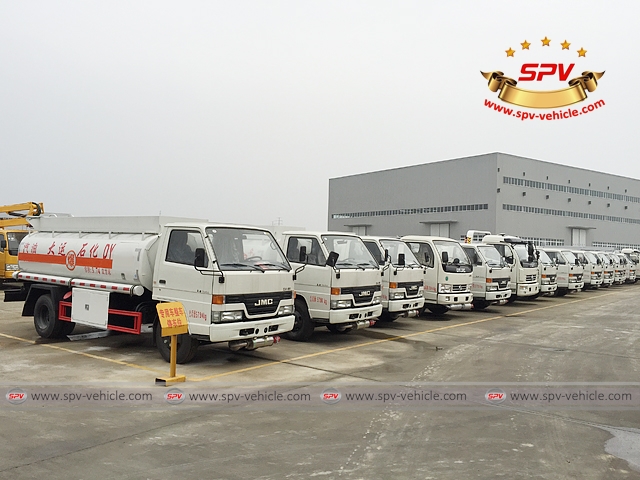 20 units of mini mobile refueling tanker trucks JMC (1000 gal) are ready for China domestic delivery