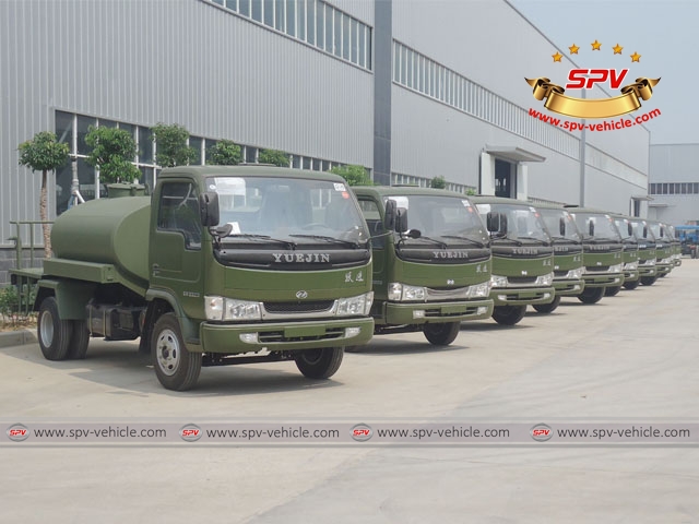 10units of military water tank lorries were ready for domestic army