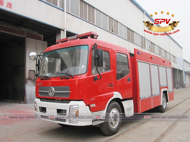 A Dongfeng fire fighting truck is finished with metallic paint and will ship to Philippines today