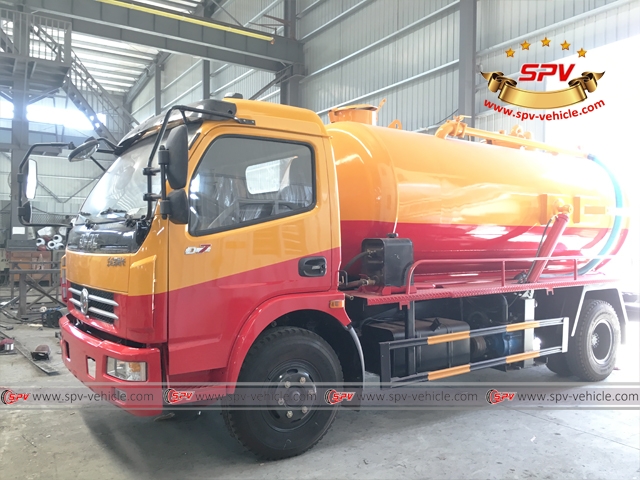 One bright colored sewer vacuum truck is ordered by Philippines customer