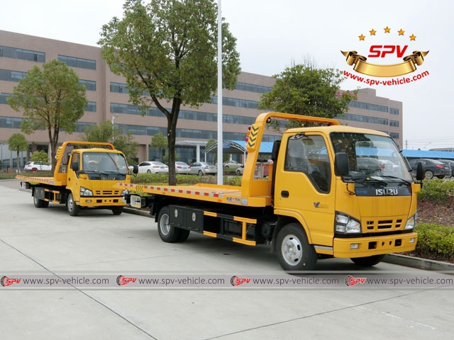 2 units ISUZU 3 tons Wrecker Tow Trucks were ready for delivery to domestic customer