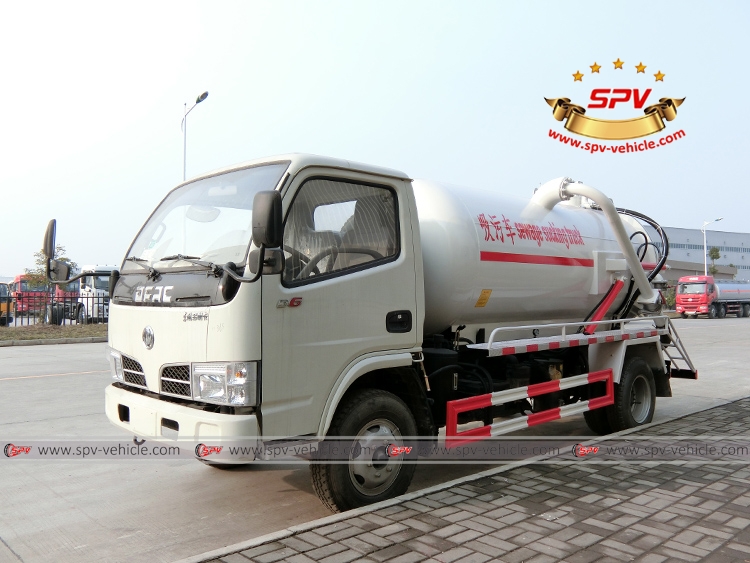 Chinese sanitary company in Zambia ordered one unit of sewage sucking truck from SPV