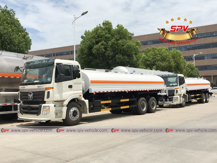 To Panama, 2 units o f water sprinkler truck FOTON is shipping in July, 2017.