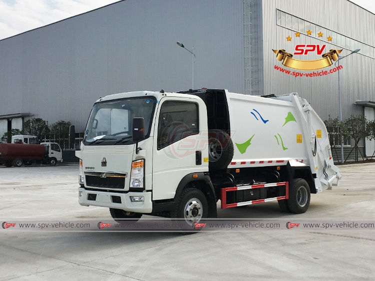 SPV is shipping 1 unit of HOWO garbage compactor truck（6 CBM） to Pakistan in November, 2017.