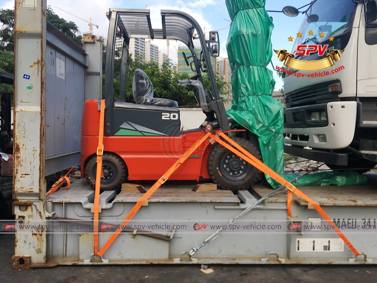 The fifth order from Cape Verde, SPV dispatch 2 Tons Electric Forklift in July, 2018.