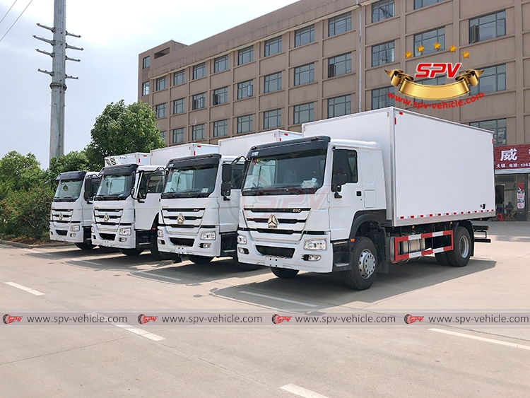 To Latin America, SPV is shipping 3 units of isothermal van truck Sinotruk(10 Tons) in May, 2019.