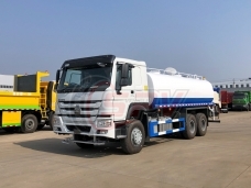 【Oct. 2020】To Mozambique - Water Spraying Truck Sinotruk(20,000 litres)