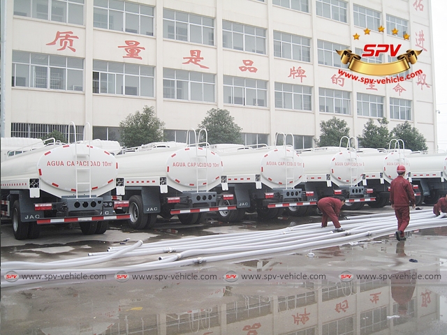 Second 50 units of Camion Cisterna (water bowsers)  to Latin America in Jan. 2015