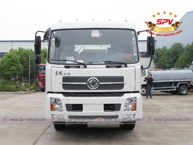 340HP Diesel Engine FAW 16, 000 Liters Refueling Tank Truck - China Fuel  Bowser, 18m3 Fuel Tank Truck