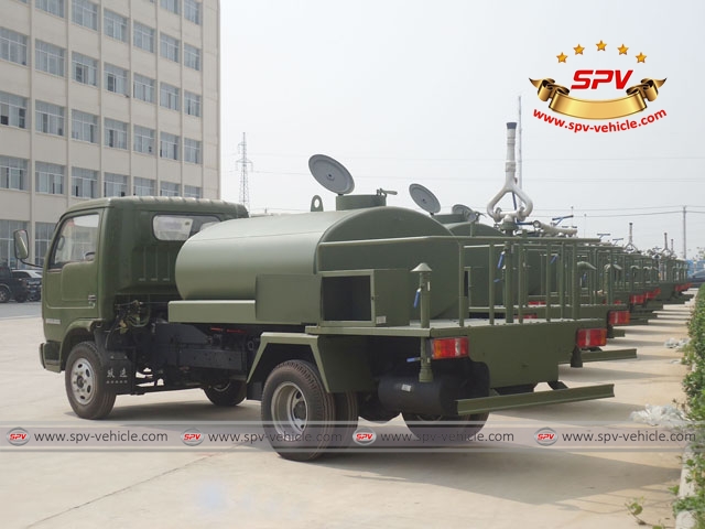 10units of military water tank lorries were ready for domestic army