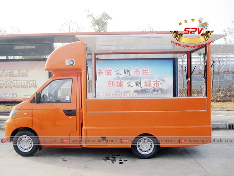 2 Tons Mobile Vending Truck, Catering Van Truck, Mobile Marketing Van ...