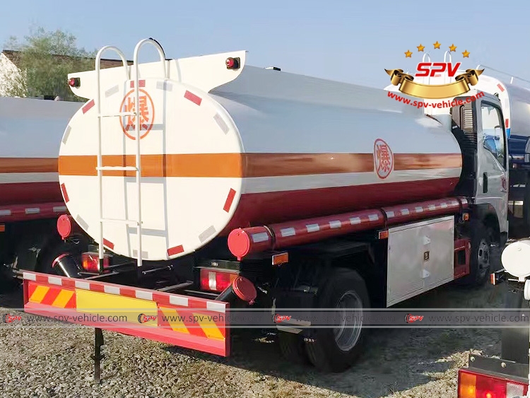 5,000 Litres (1,300 Gallons) Petroleum Tank Truck, Fuel Tanker Truck ...