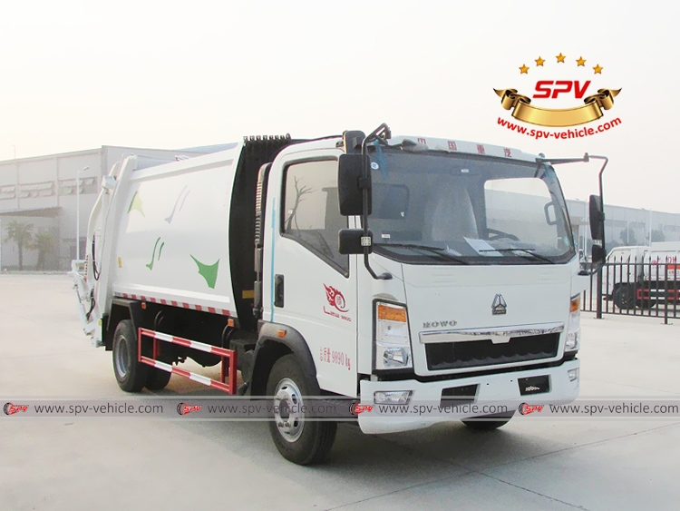 Garbage Compactor Truck - HOWO - RF