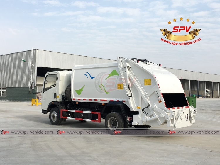 6 CBM Garabege Compator Truck Sinotruk - To Pakistan - LB